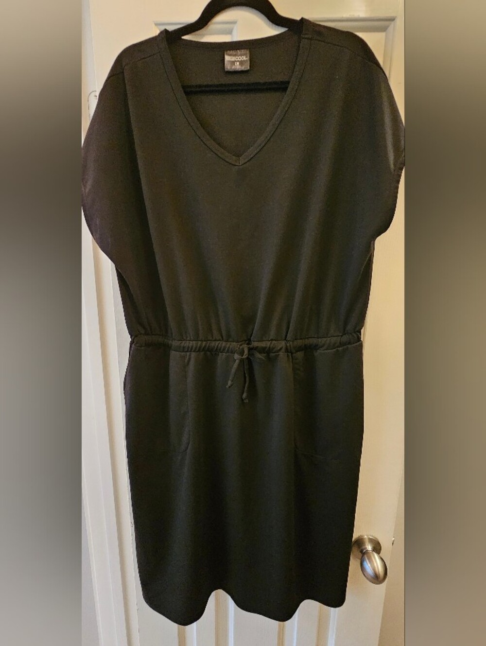 32 Degrees Black V-Neck Drawstring Midi Dress